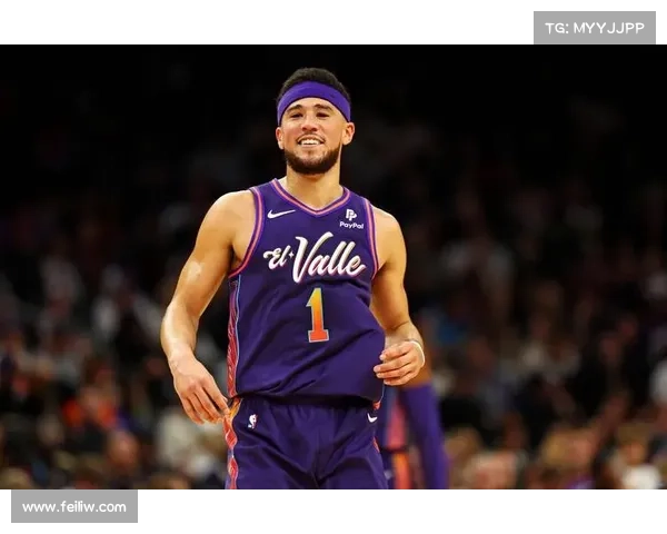 布克在比赛中的策略运用与应变能力分析解析